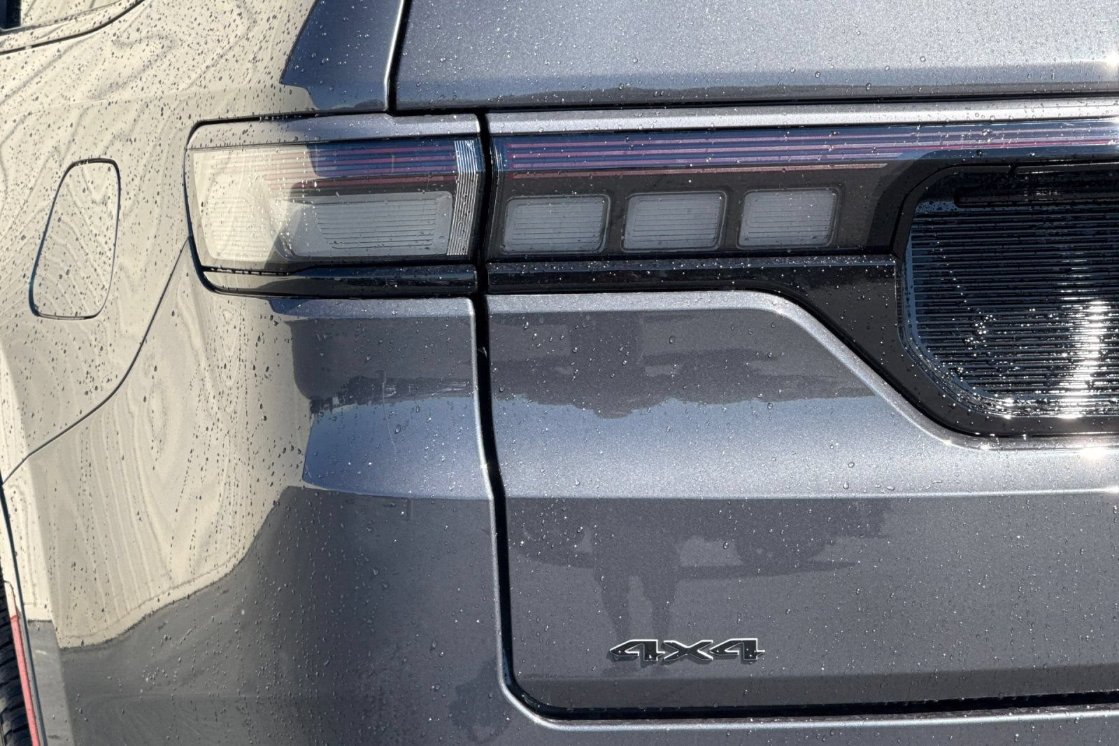 New 2026 Jeep Grand Wagoneer Summit AWD/4WD image 27