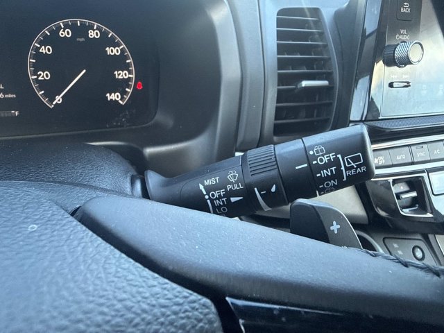 Used 2025 Honda Odyssey EX-L image 31