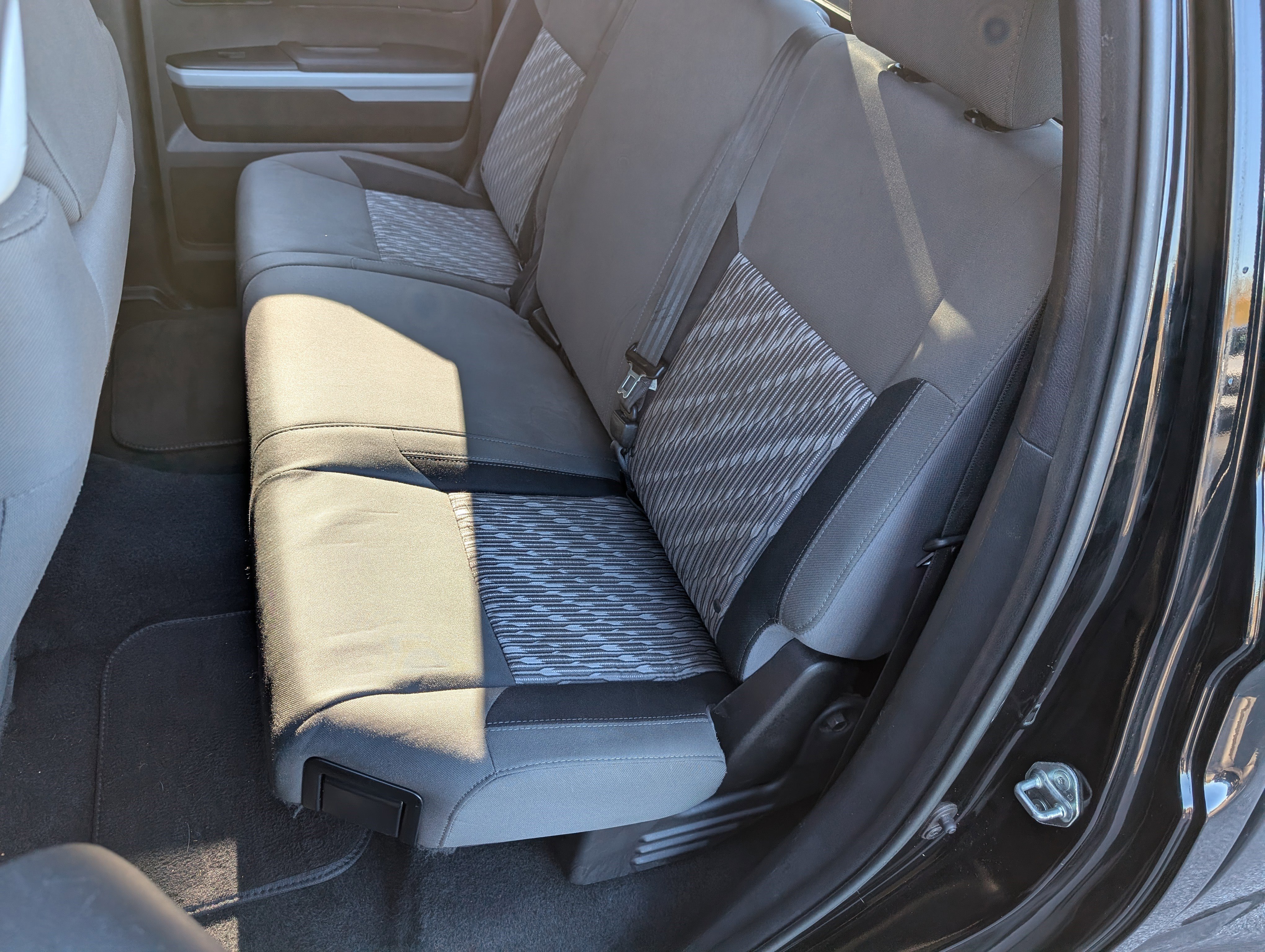 Used 2018 Toyota Tundra SR5 w/ SR5 Upgrade Package image 17