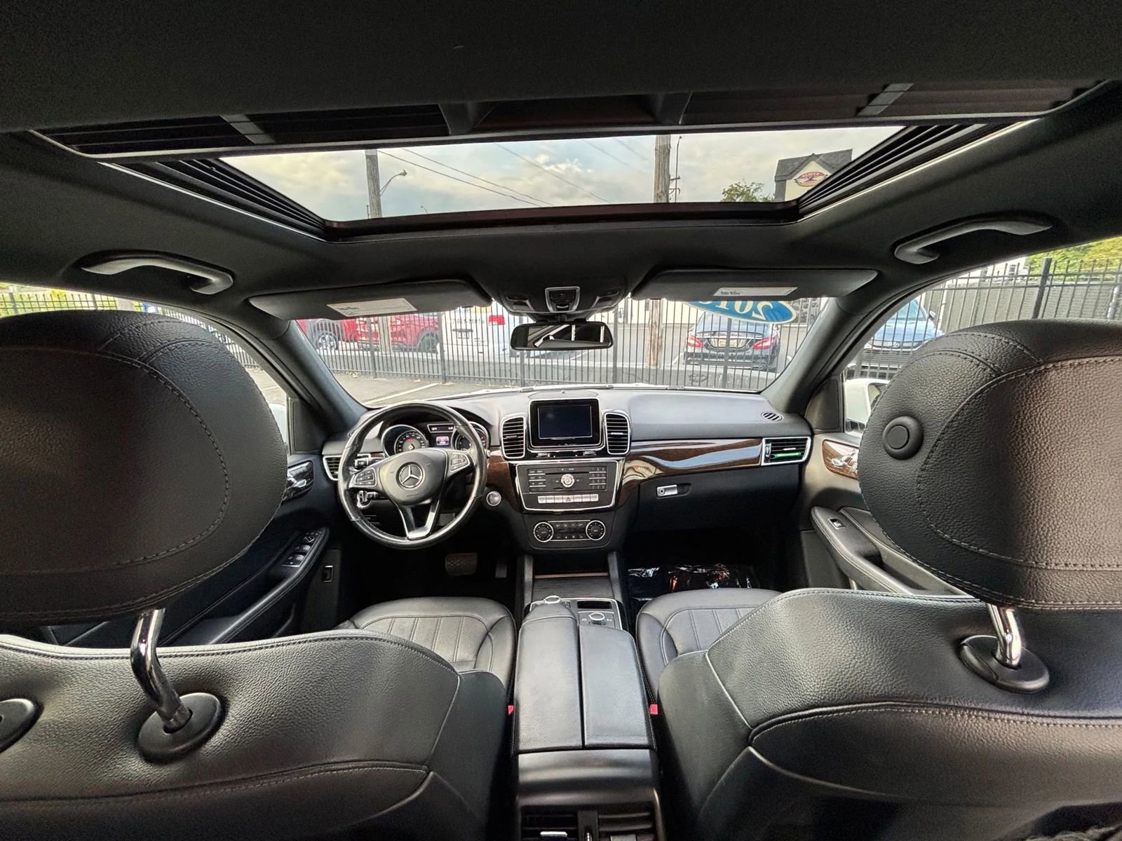 Used 2018 Mercedes-Benz GLE 350 image 39