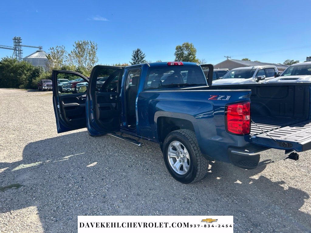 Used 2018 Chevrolet Silverado 1500 LT w/ All Star Edition AWD/4WD image 22