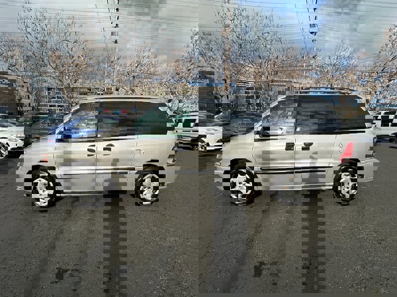 Used 2004 Ford Freestar SE image 8