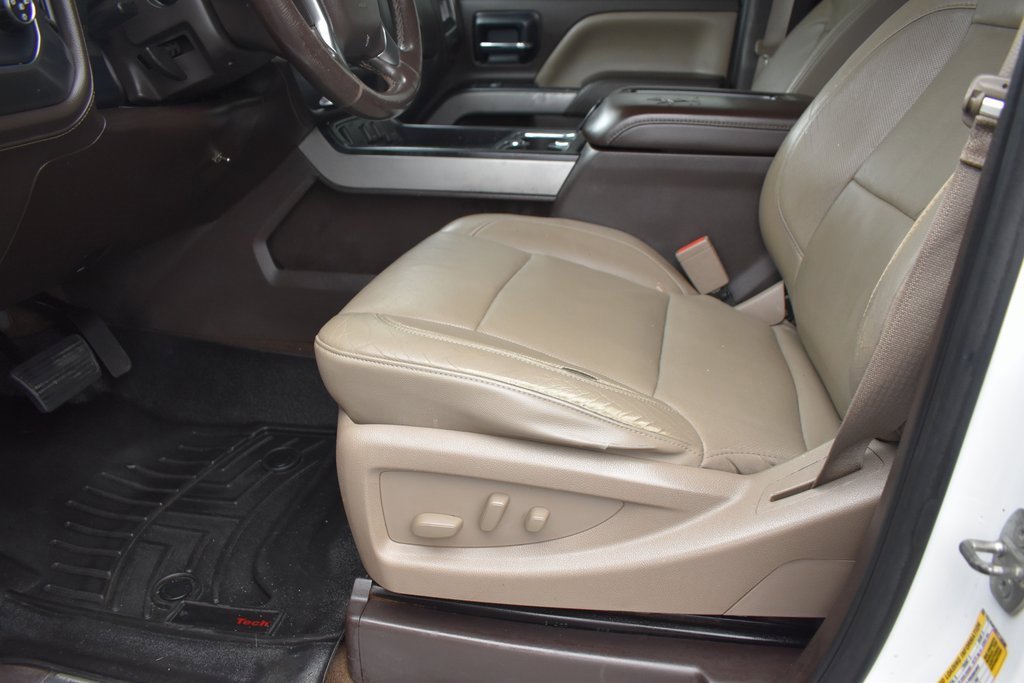 Used 2015 Chevrolet Silverado 2500 LTZ image 7