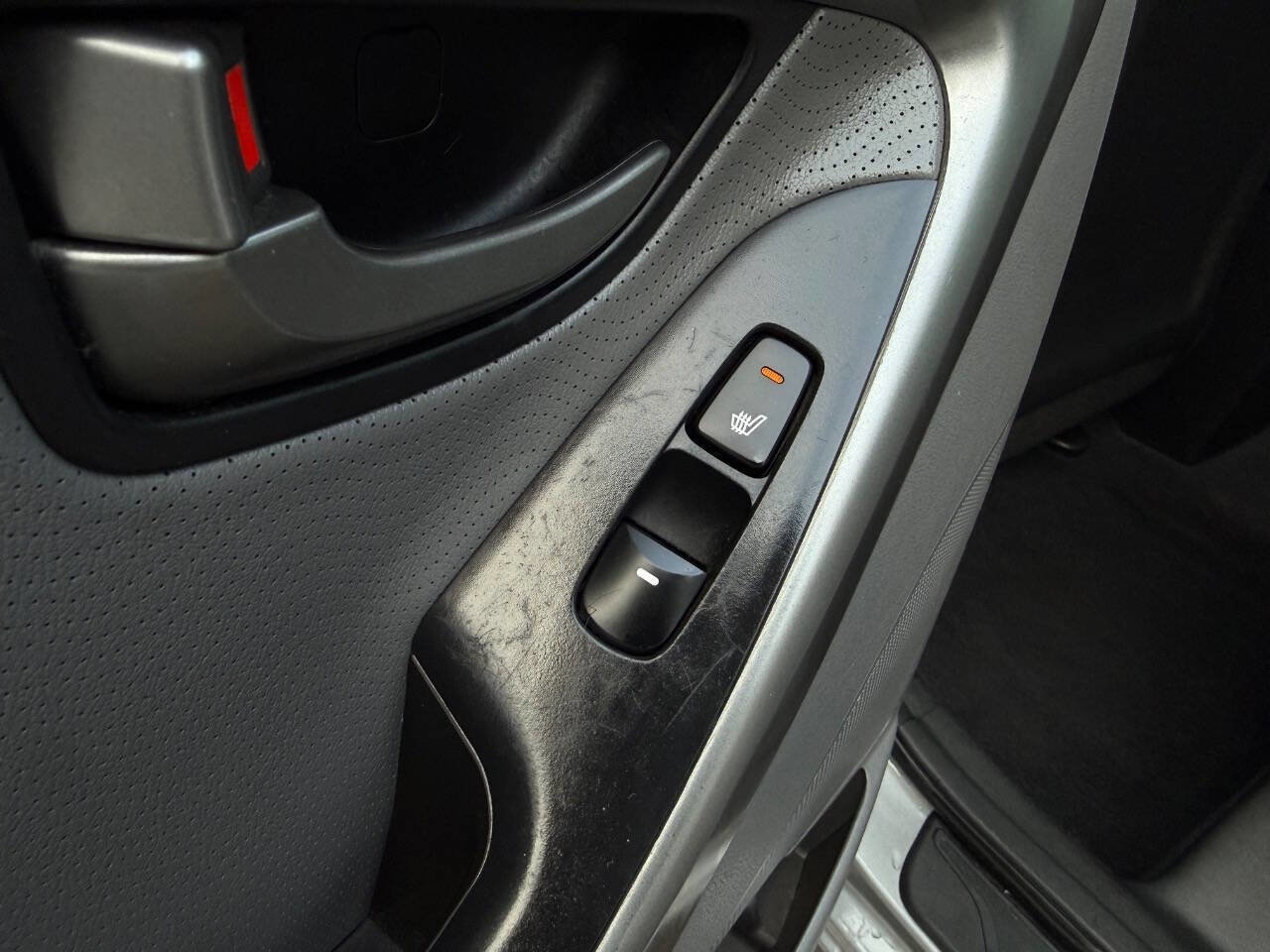 Used 2013 Hyundai Elantra Limited w/ Technology Pkg image 21