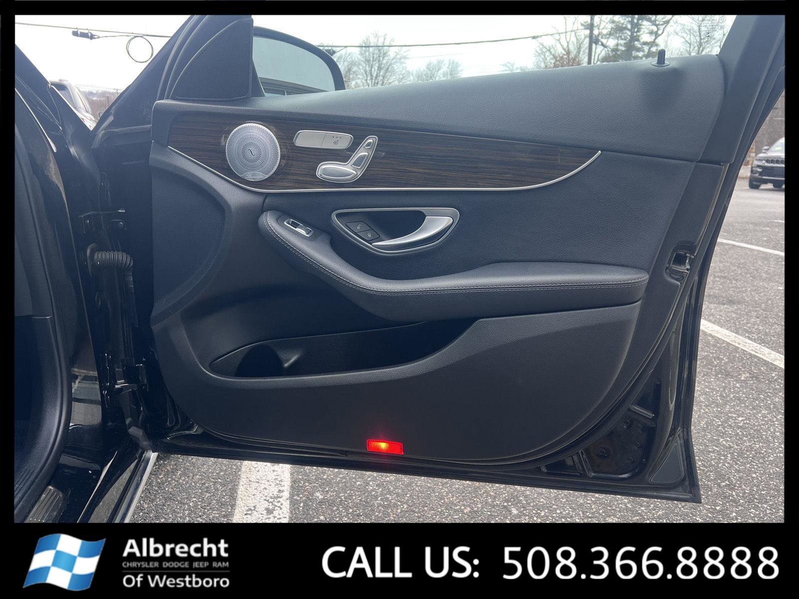 Used 2020 Mercedes-Benz C 300 4MATIC Sedan image 22