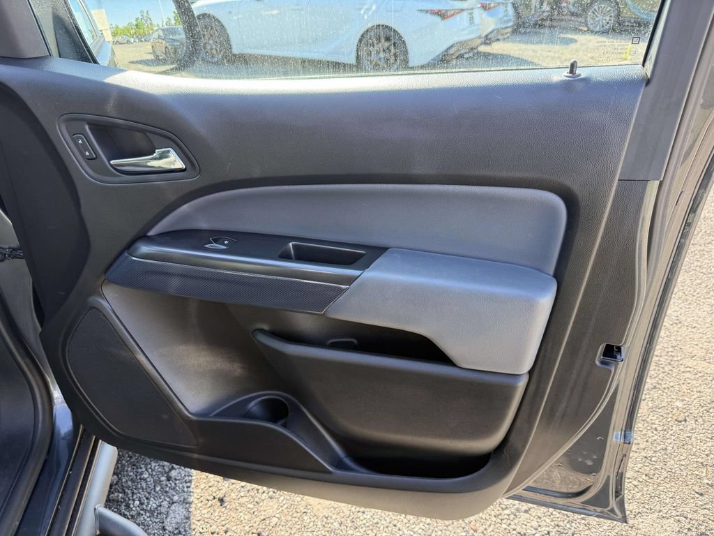 Used 2016 Chevrolet Colorado Z71 AWD/4WD image 15