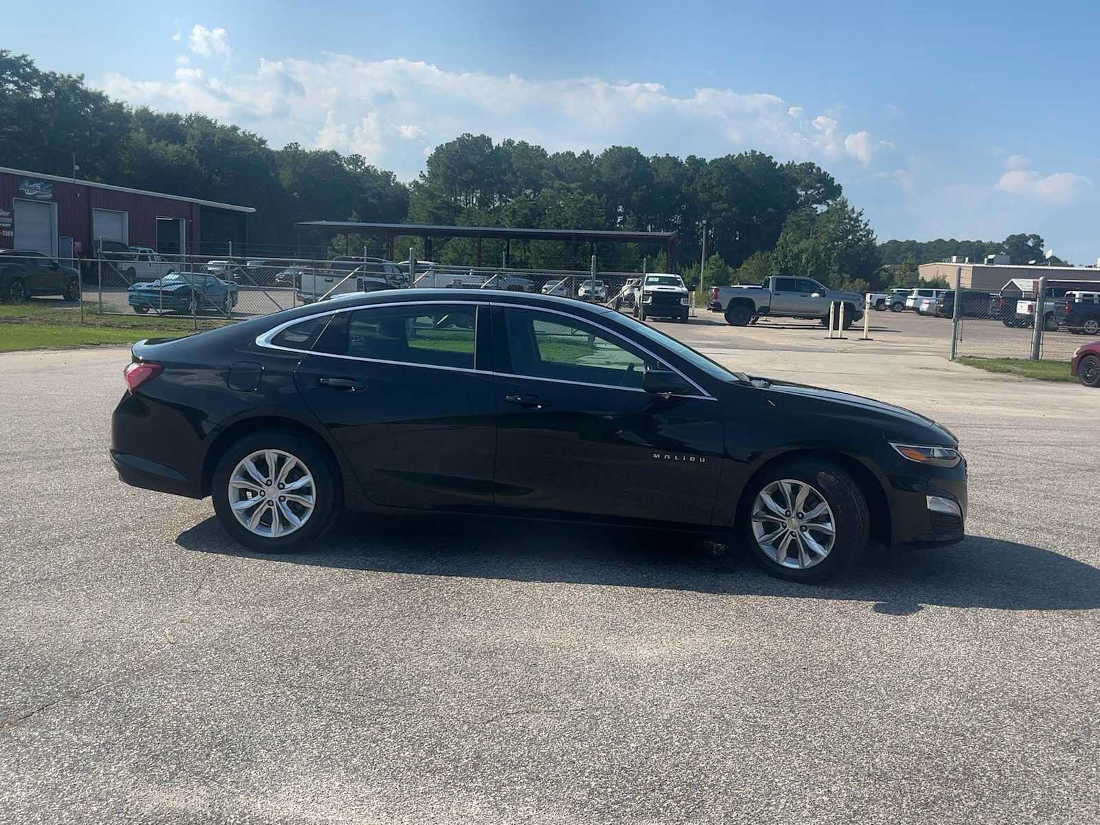 Used 2020 Chevrolet Malibu LT FWD image 10