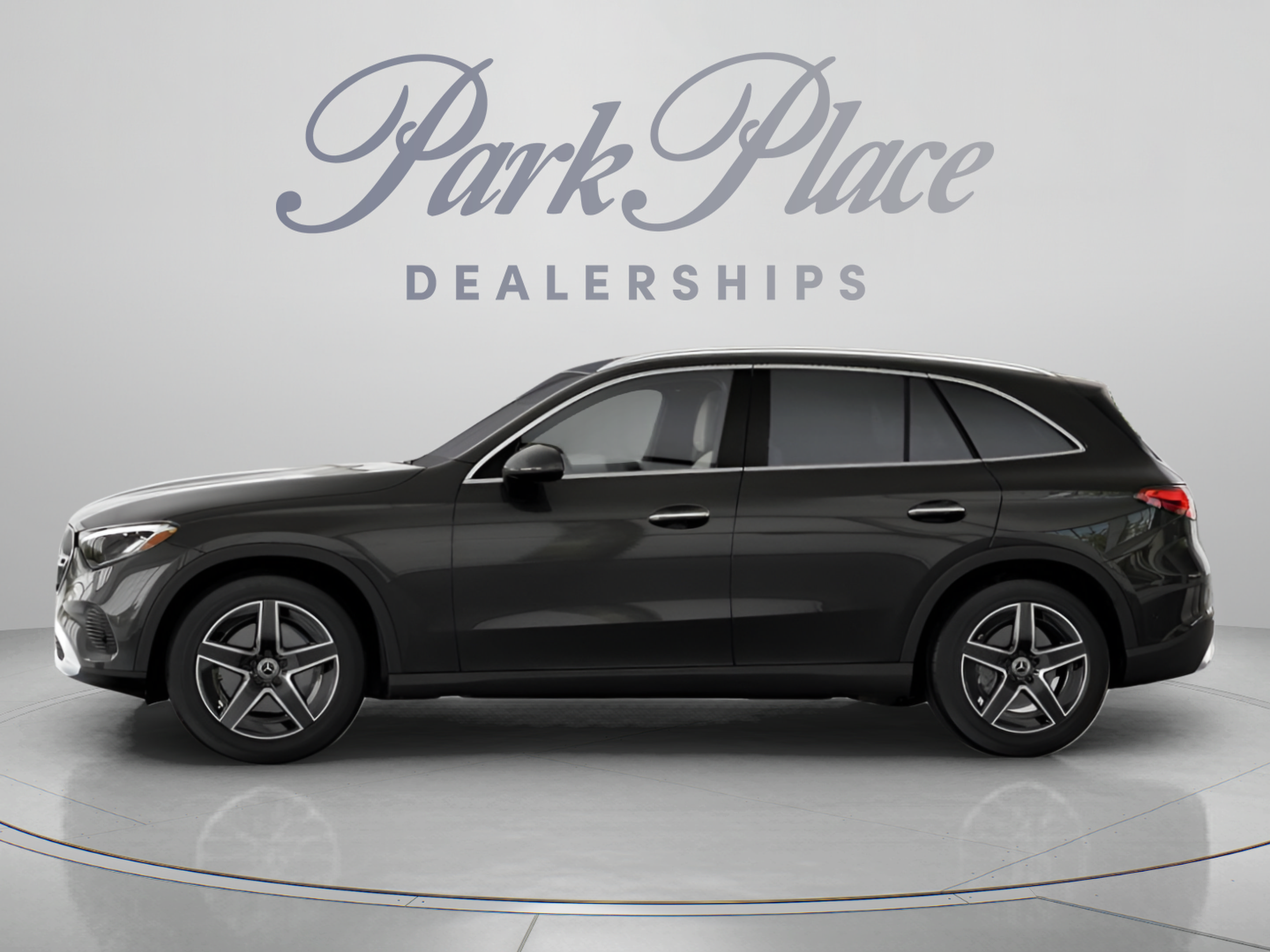Used 2026 Mercedes-Benz GLC 300 image 6