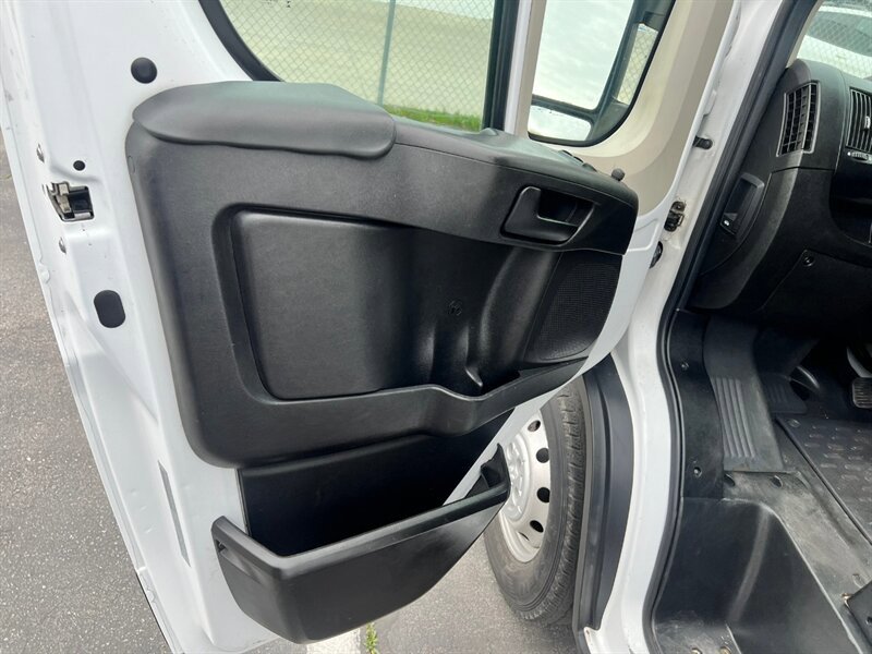 Used 2019 RAM ProMaster 2500 FWD image 12
