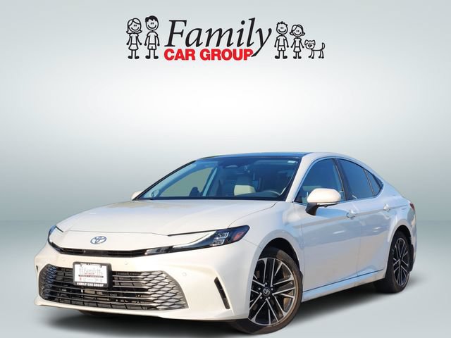 Used 2025 Toyota Camry XLE w/ Premium Plus Package AWD/4WD image 1