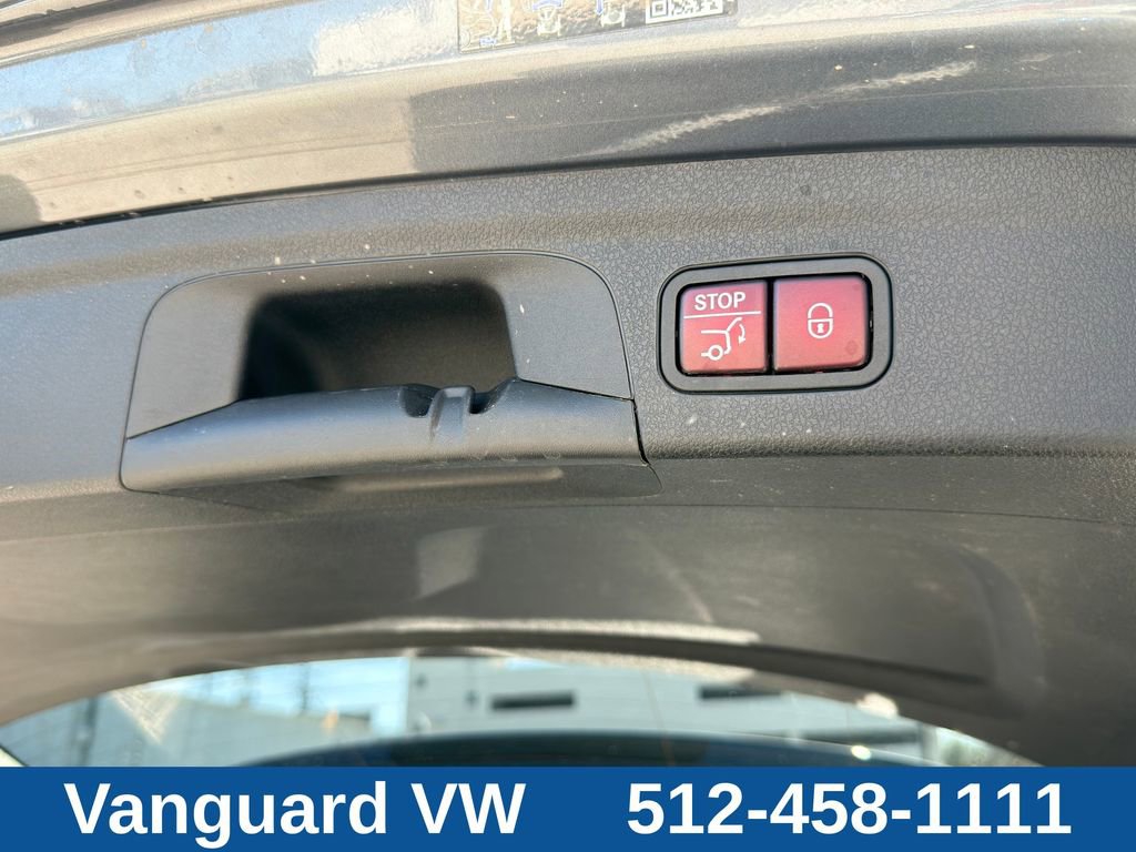 Used 2022 Mercedes-Benz GLE 350 4MATIC w/ Premium Package image 10