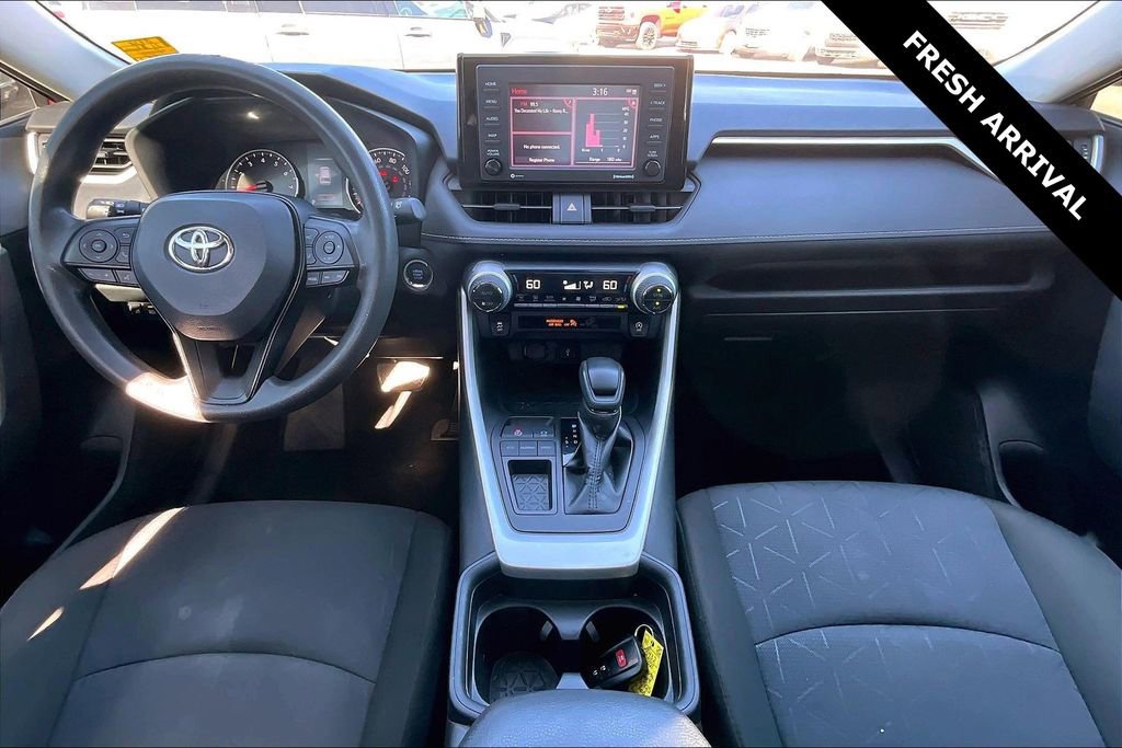 Used 2021 Toyota RAV4 XLE image 7