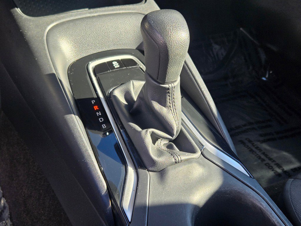 Used 2025 Toyota Corolla LE FWD image 23
