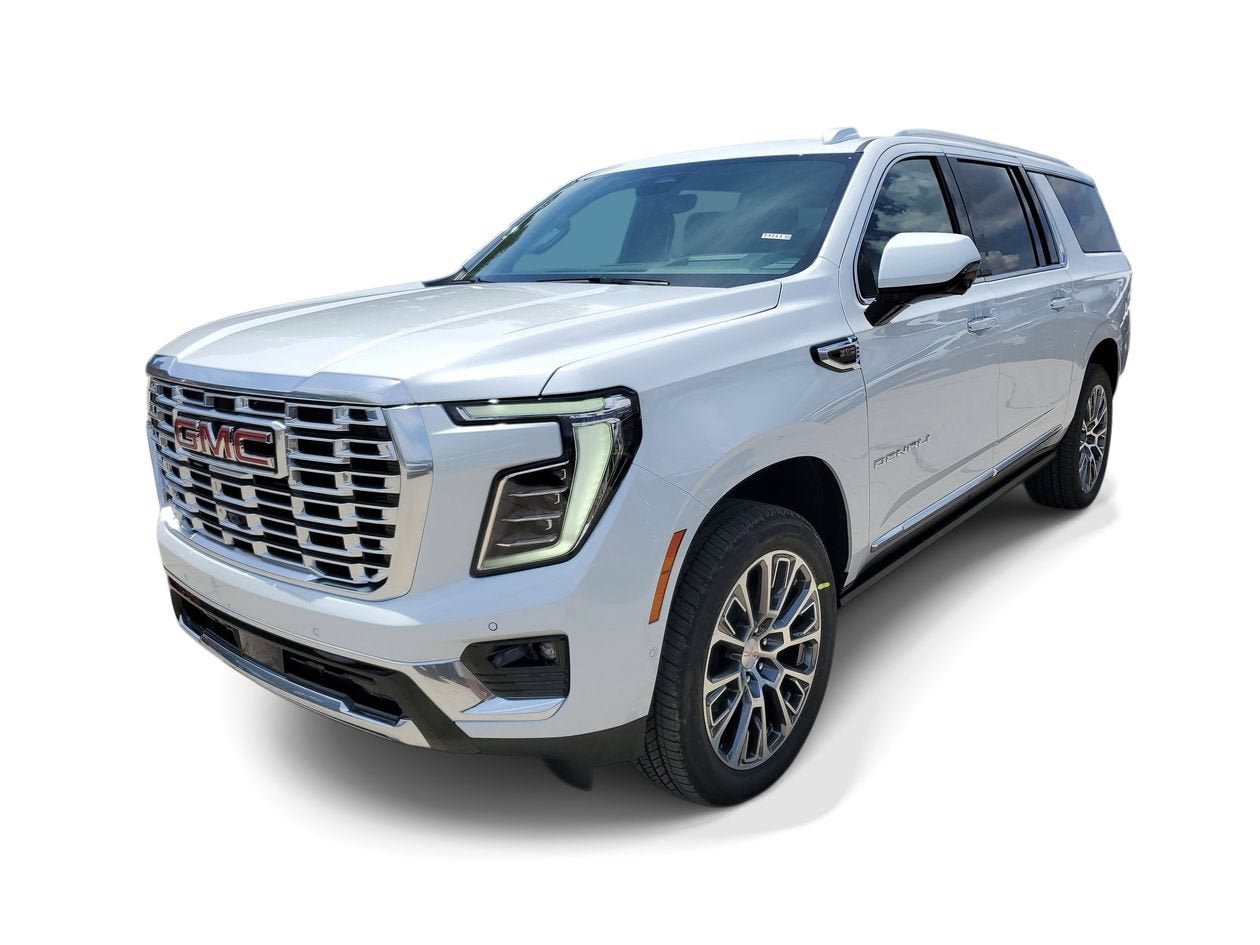 New 2026 GMC Yukon XL Denali w/ Denali Reserve Package AWD/4WD image 3