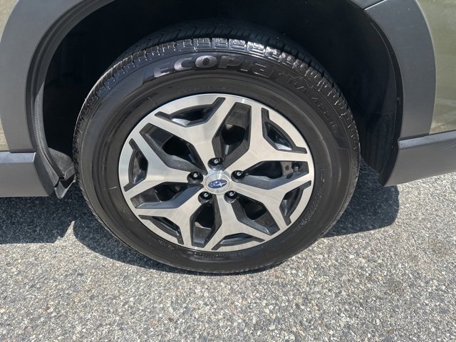 Used 2022 Subaru Forester Premium image 15
