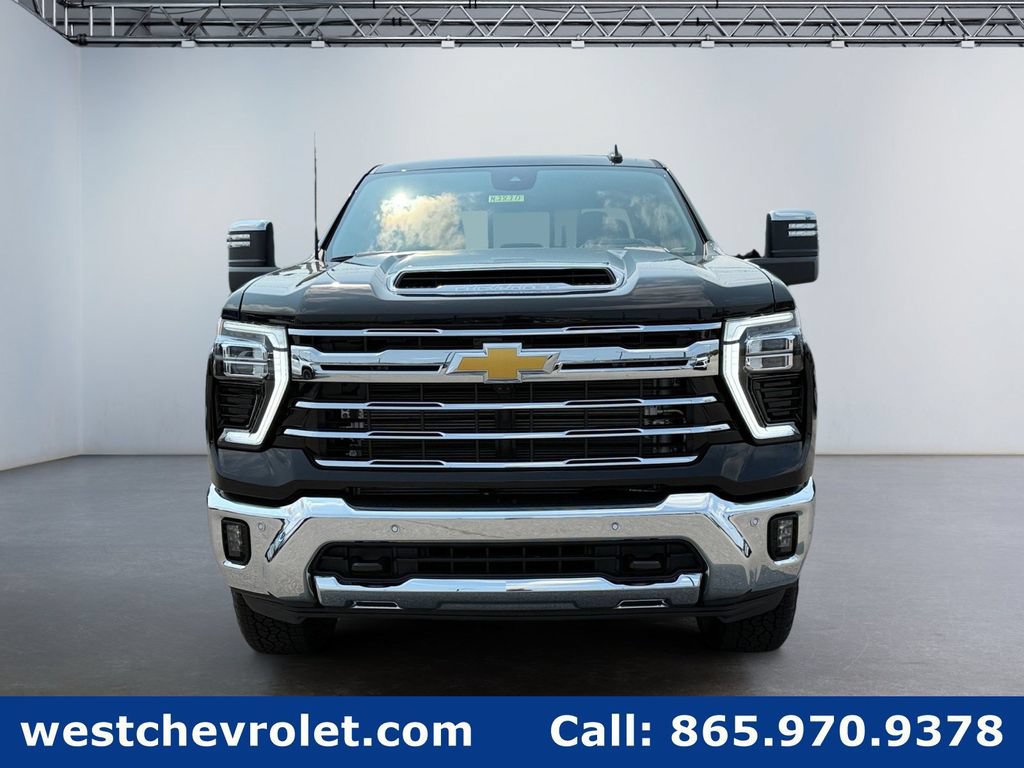 New 2026 Chevrolet Silverado 2500 LTZ w/ LTZ Convenience Package AWD/4WD image 8