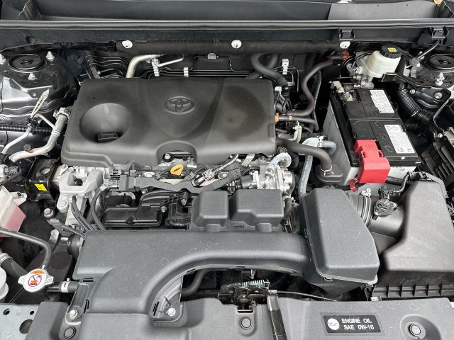 Used 2024 Toyota RAV4 XLE FWD image 26