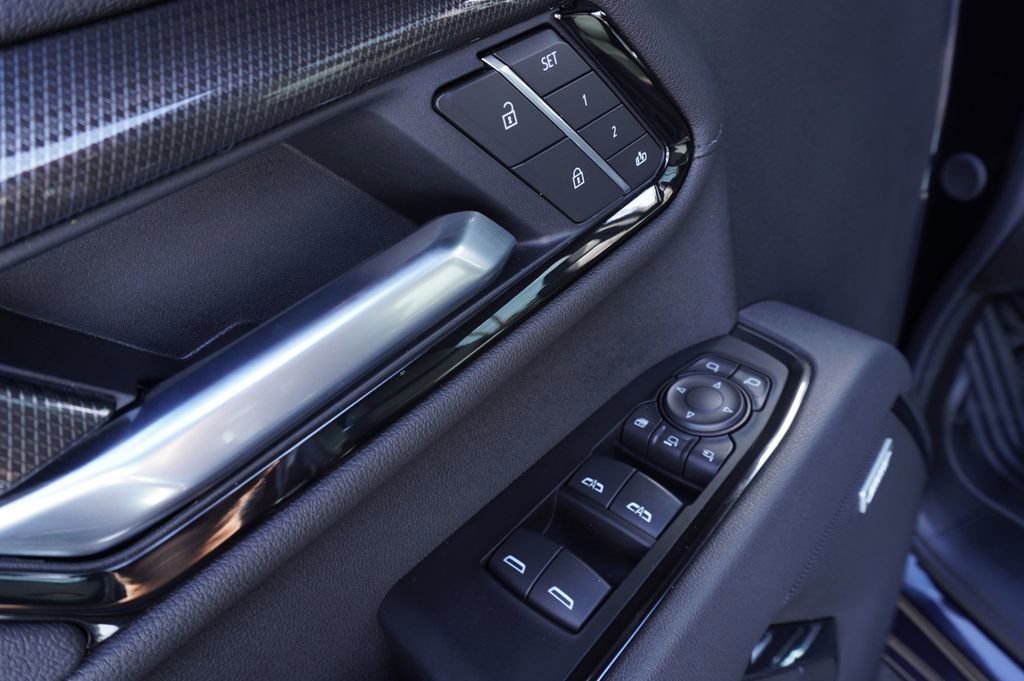 New 2026 GMC Sierra 2500 AT4 w/ AT4 Premium Plus Package image 17