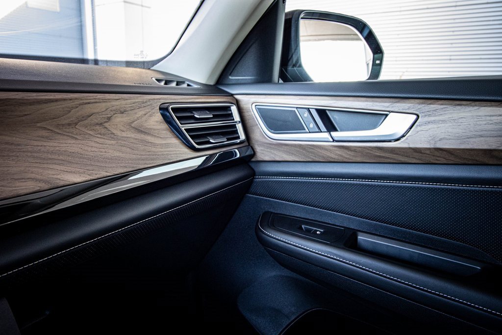 New 2026 Volkswagen Atlas SE image 42