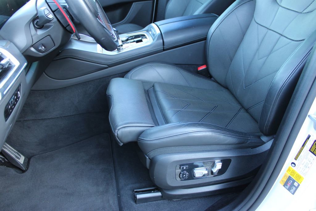 New 2023 BMW XM image 22