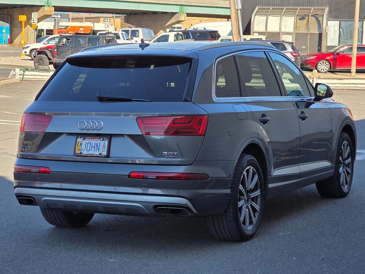 Used 2018 Audi Q7 3.0T Premium Plus w/ Premium Plus Package AWD/4WD image 7