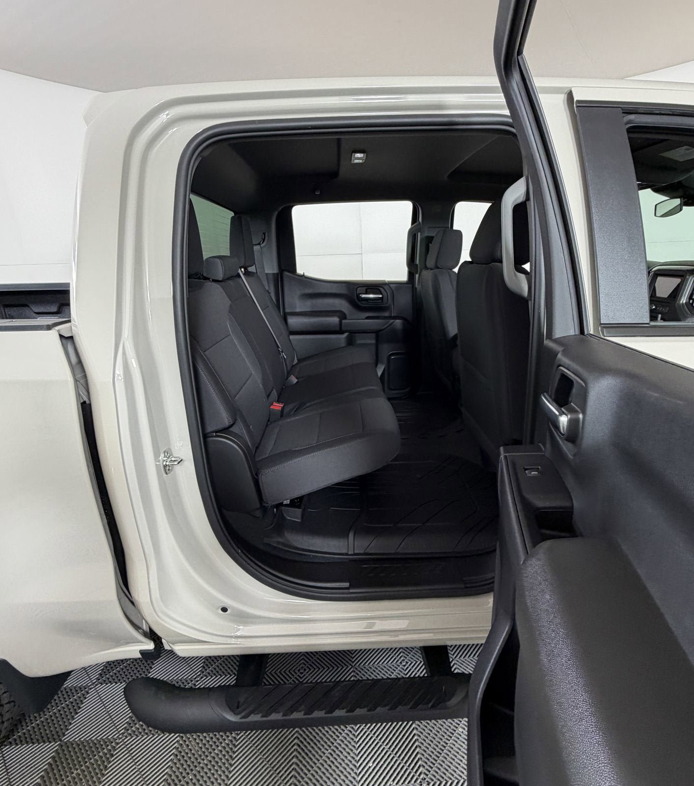 New 2026 Chevrolet Silverado 1500 Custom w/ Turbomax Blackout Package RWD image 5