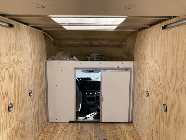 New 2027 Ford E-350 and Econoline 350 Super Duty RWD image 10