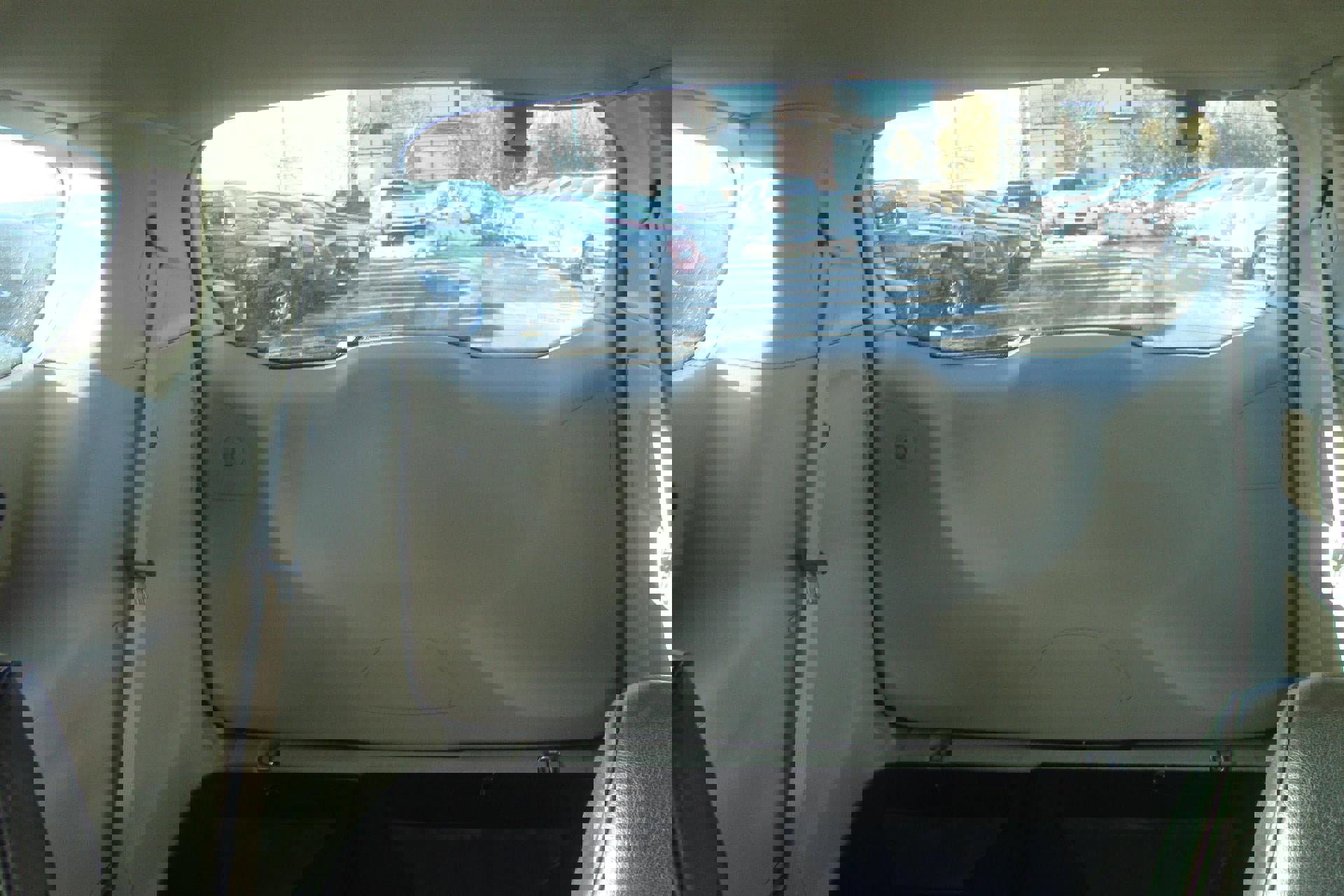 Used 2023 Chrysler Pacifica Touring-L image 16