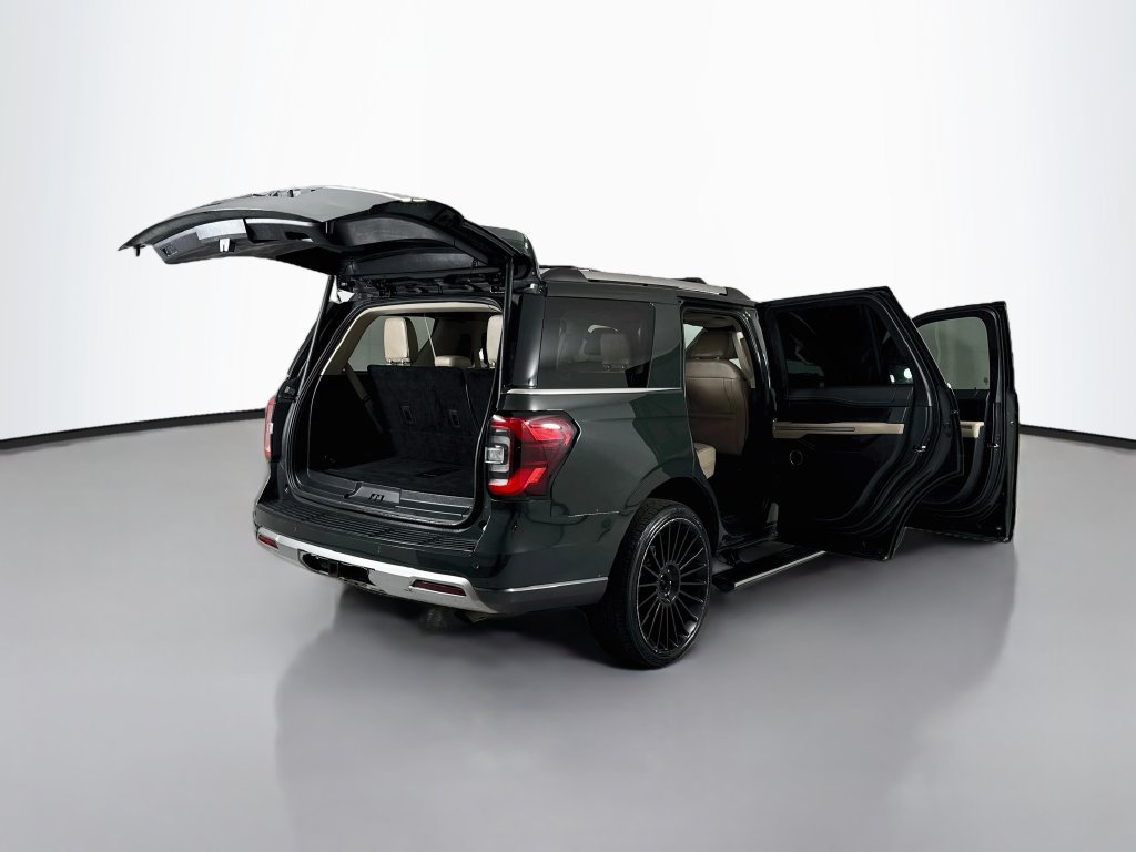 Used 2022 Ford Expedition Limited AWD/4WD image 30