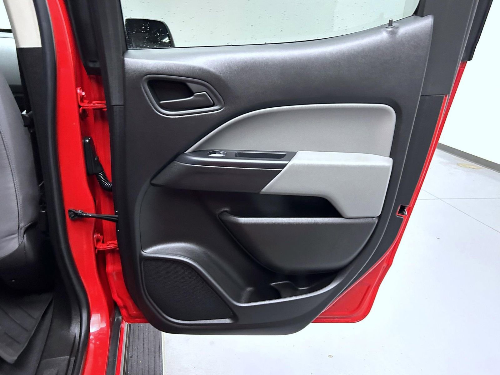 Used 2019 GMC Canyon 2WD Crew Cab w/ Convenience Package image 17