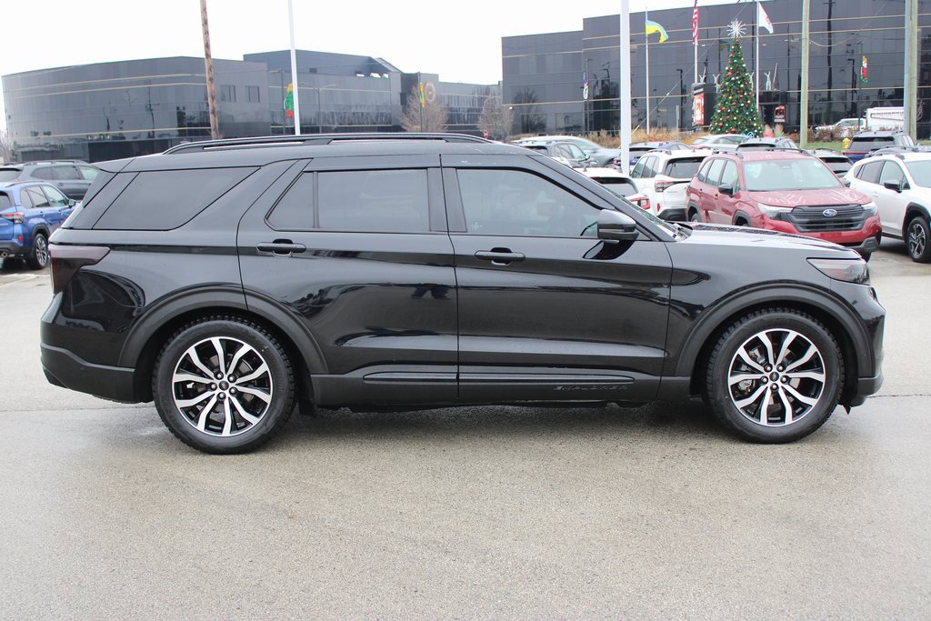 Used 2020 Ford Explorer ST image 4