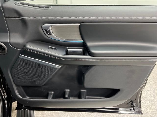 Used 2025 Ford Expedition Platinum AWD/4WD image 54