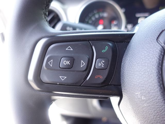 Used 2023 Jeep Wrangler Unlimited w/ Sun & Screen Package AWD/4WD image 13