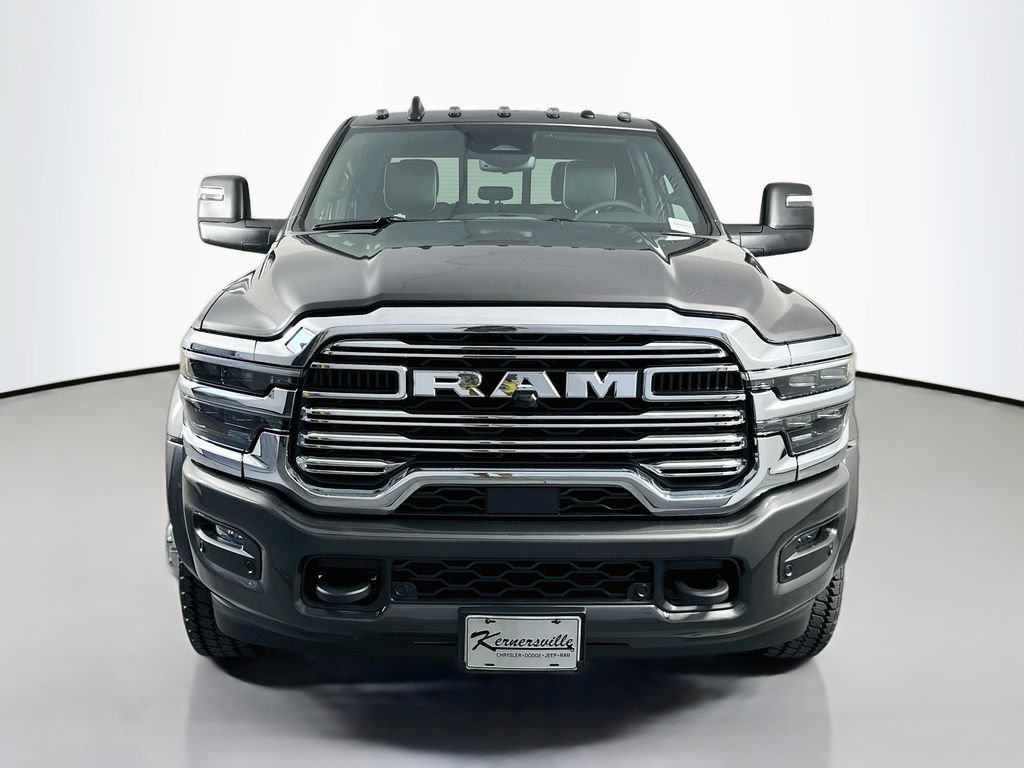 New 2026 RAM 4500 4x4 Crew Cab DRW w/ Laramie Trim Package image 2