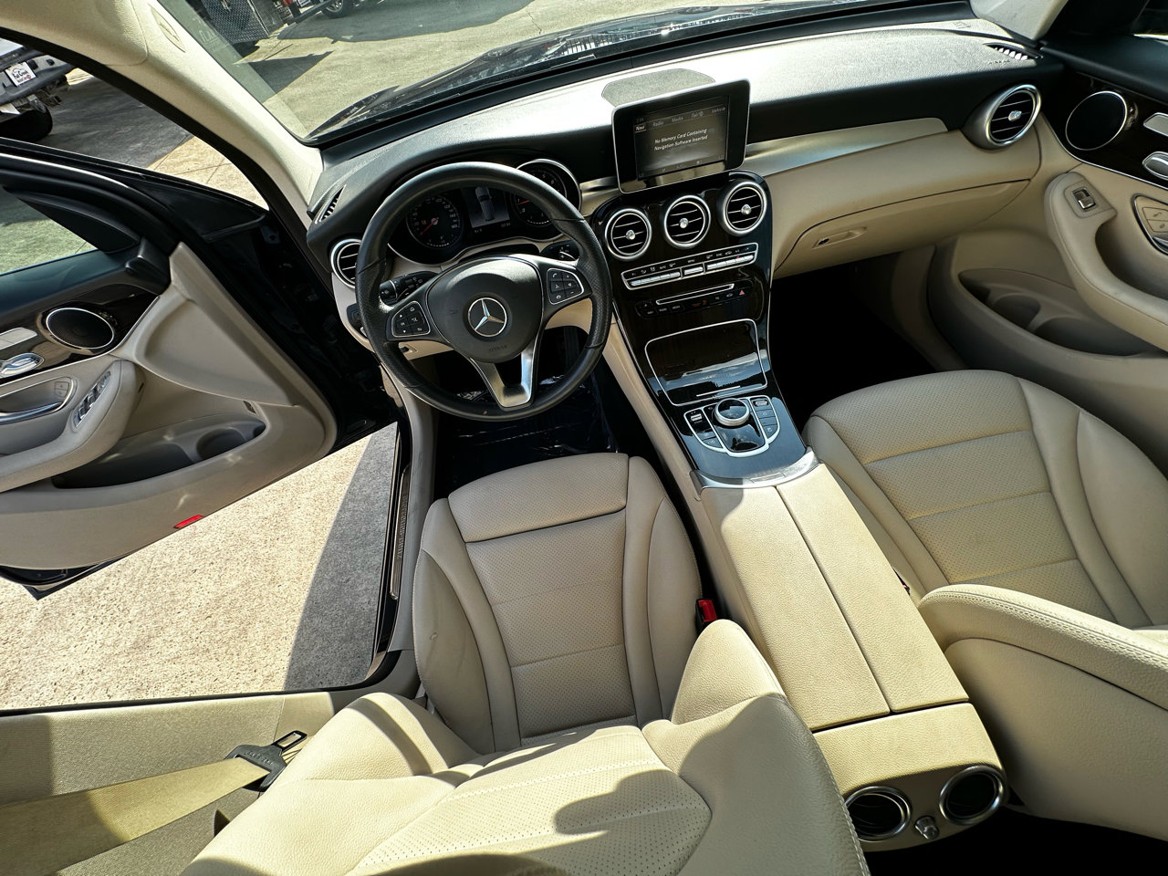 Used 2019 Mercedes-Benz GLC 300 image 37