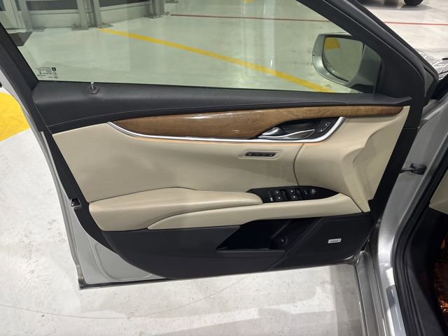 Used 2018 Cadillac XTS Luxury image 10