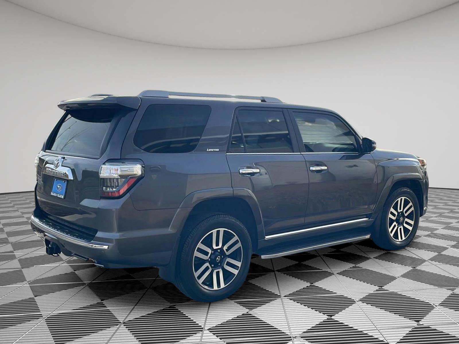 Used 2022 Toyota 4Runner Limited image 3