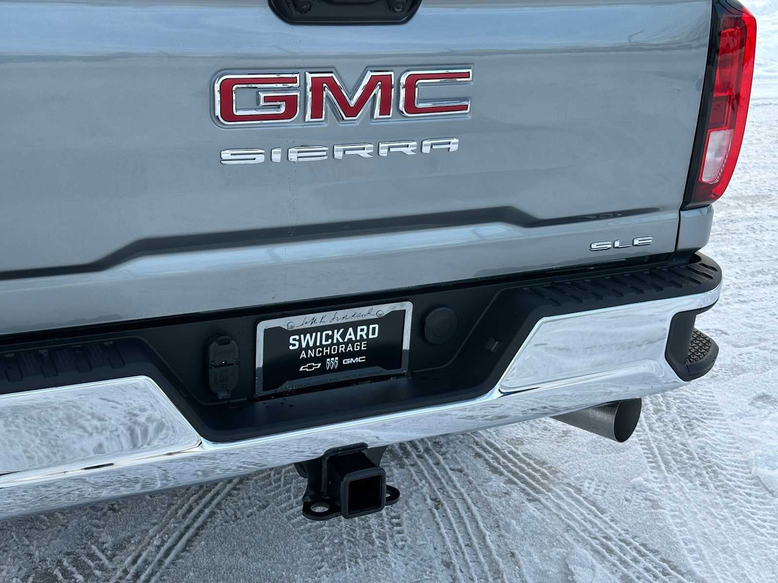 New 2026 GMC Sierra 2500 SLE image 13