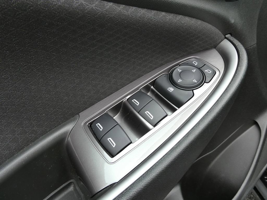 Used 2022 Chevrolet Malibu RS FWD image 22