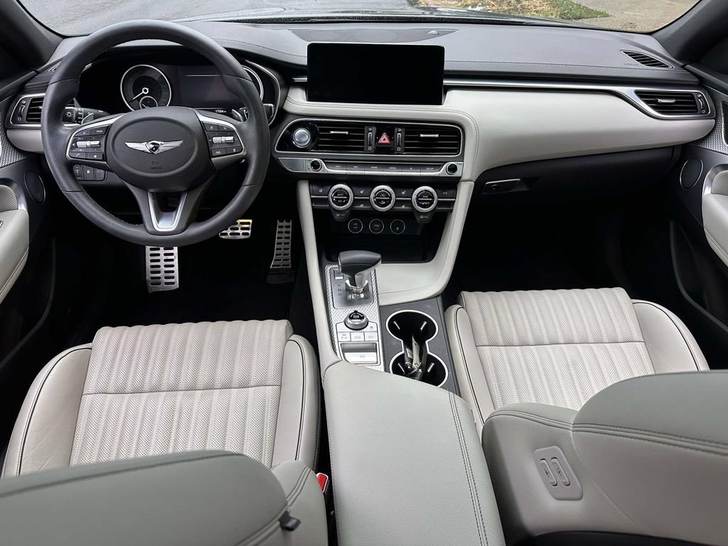 Used 2023 Genesis G70 2.0T w/ Sport Prestige Package AWD/4WD image 18