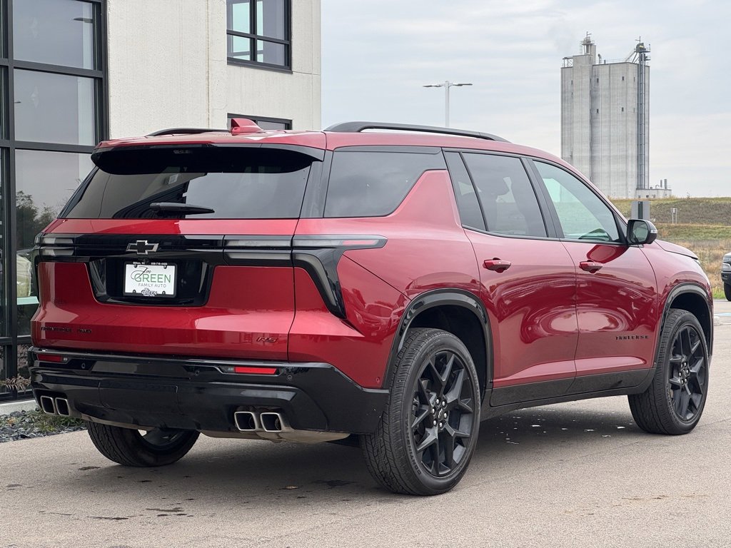 Used 2024 Chevrolet Traverse RS w/ LPO, Floor Liner Package image 5