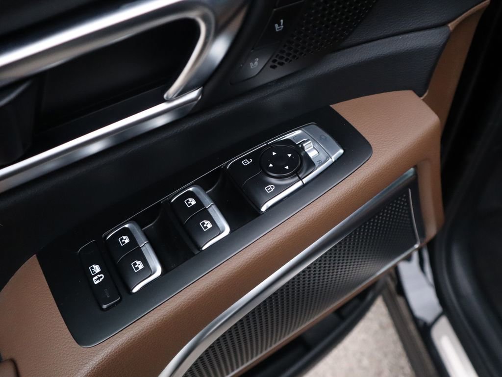 Used 2022 Kia Telluride SX w/ SX Prestige Package image 23