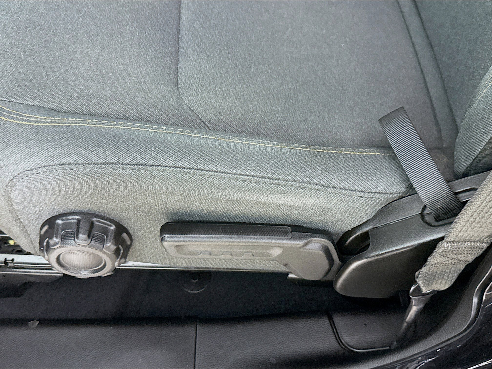 Used 2024 Jeep Wrangler Unlimited Sahara w/ Technology Group image 22