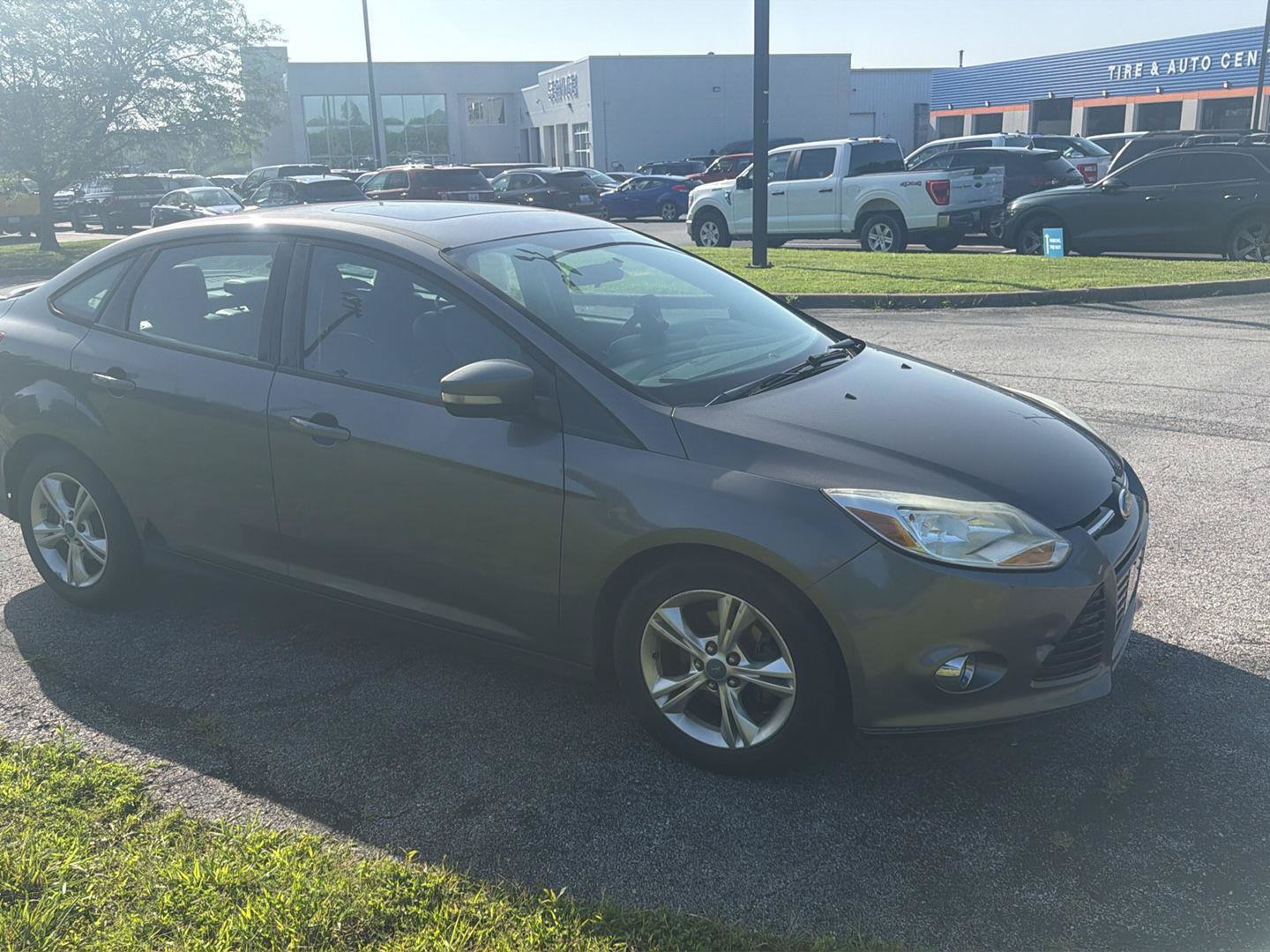 Used 2012 Ford Focus SE FWD image 9