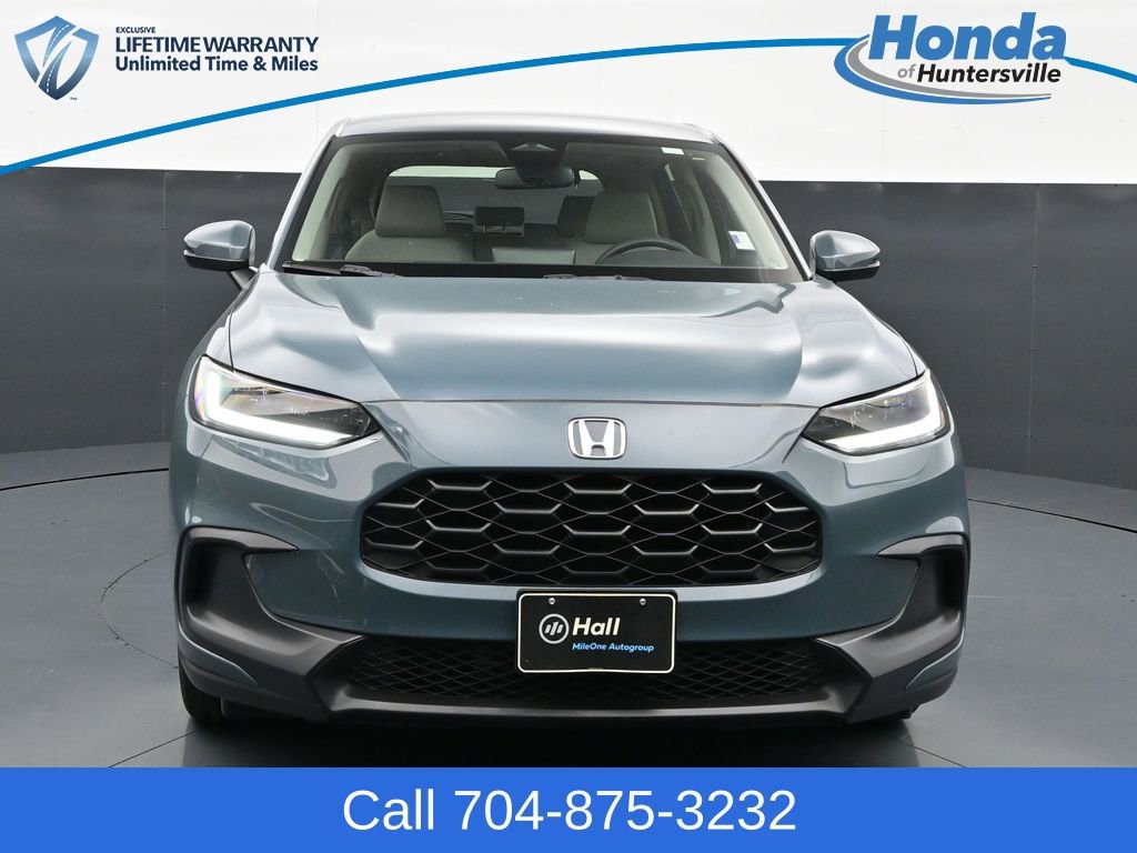 Used 2024 Honda HR-V LX image 2