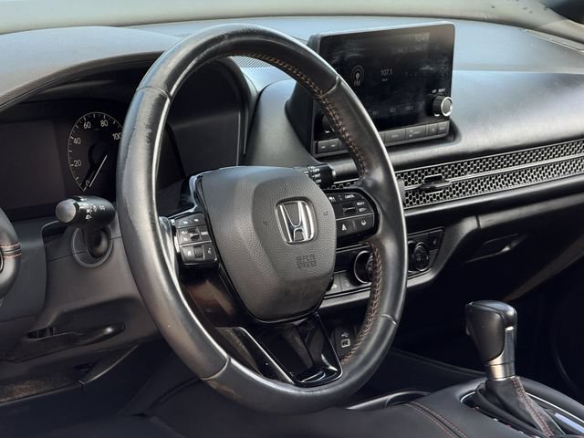 Used 2025 Honda HR-V Sport image 11