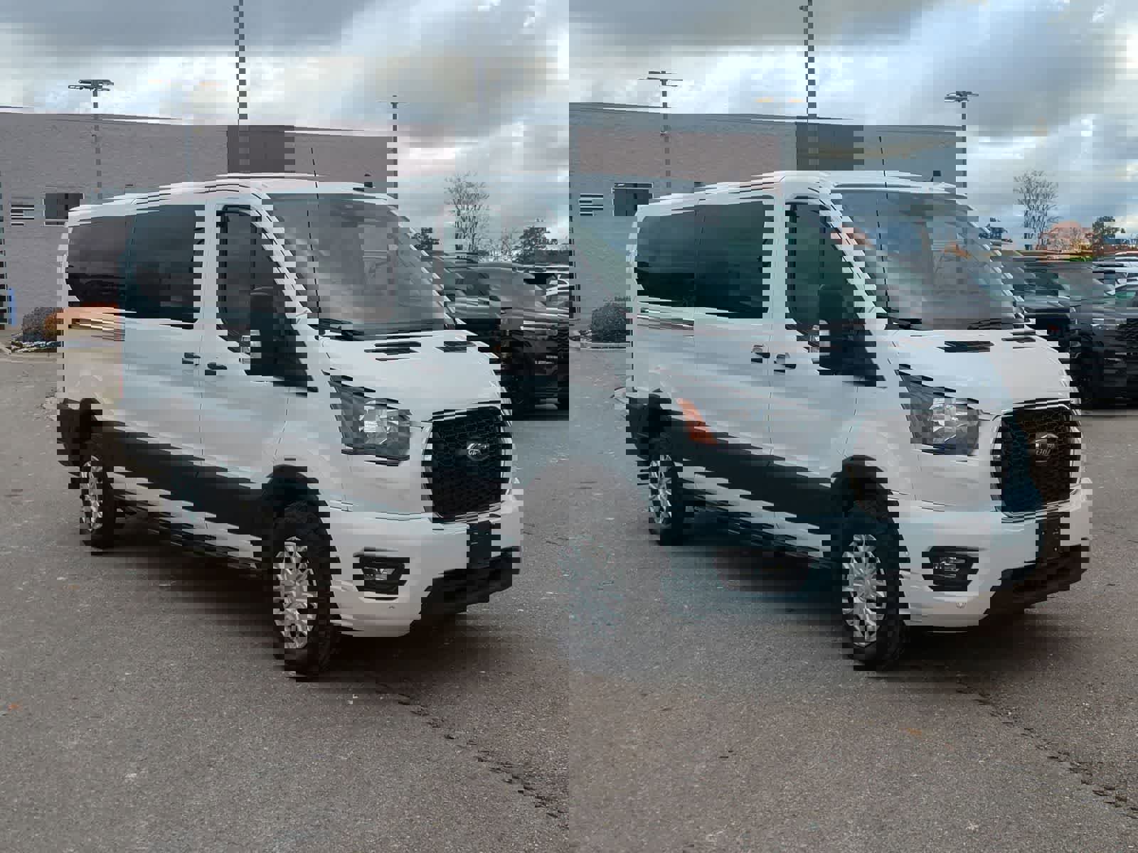 Used 2023 Ford Transit 350 XLT image 2