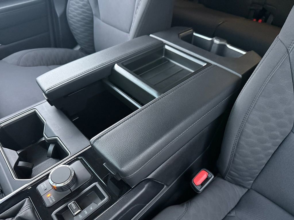 Used 2022 Toyota Tundra SR5 w/ SR5 Convenience Package image 24
