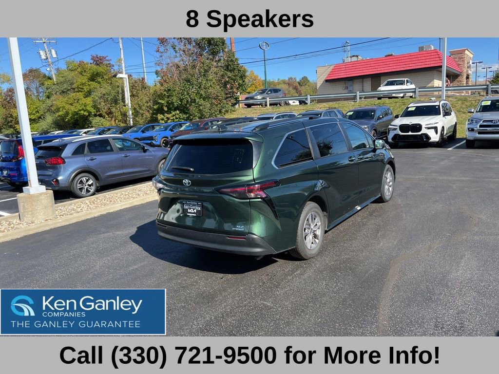 Used 2023 Toyota Sienna XLE image 10