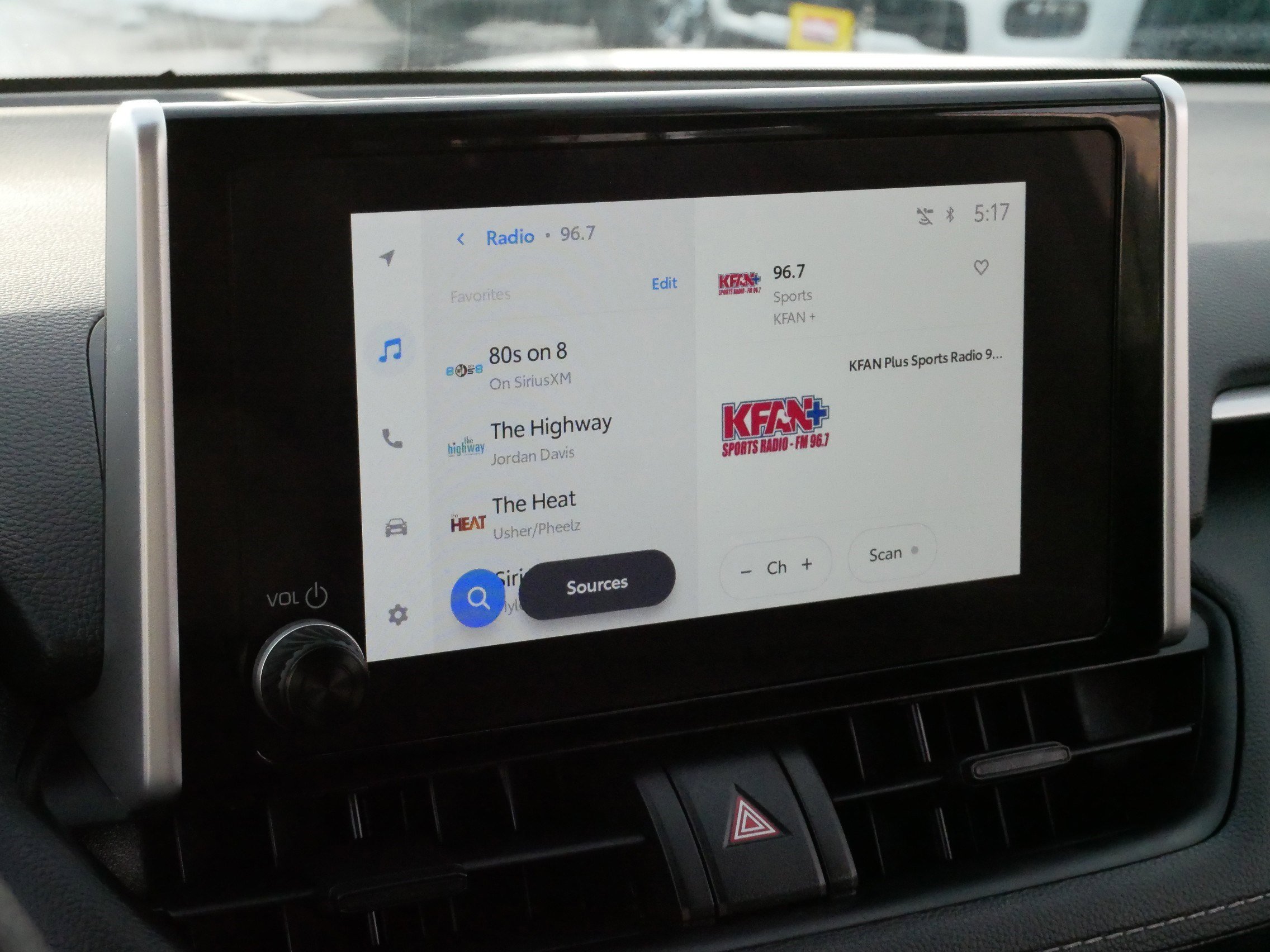 Used 2024 Toyota RAV4 LE image 22